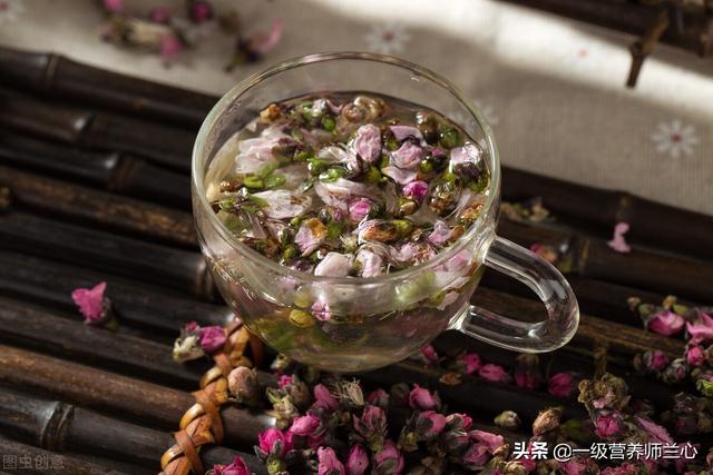 春天宜喝花茶，玫瑰、桃花、菊花、桂花、金银花，哪朵适合你？