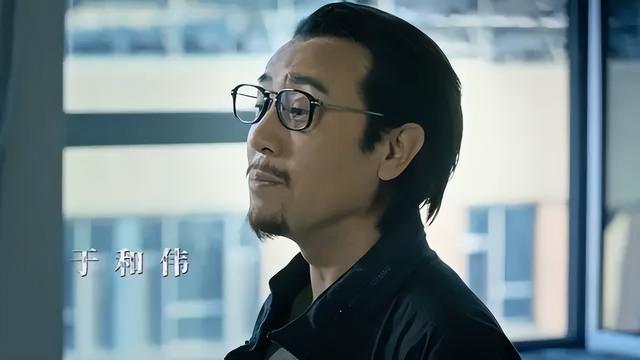 同一个演员《千人计划》把于和伟和姜文放在一起，差别就出来了。
(图30)