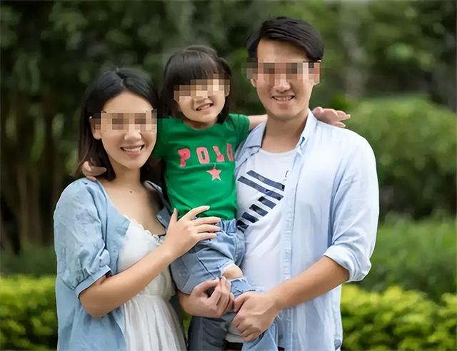 2019年福建女子加班回家都洗过澡，丈夫起疑后跟踪到老板家终撞破