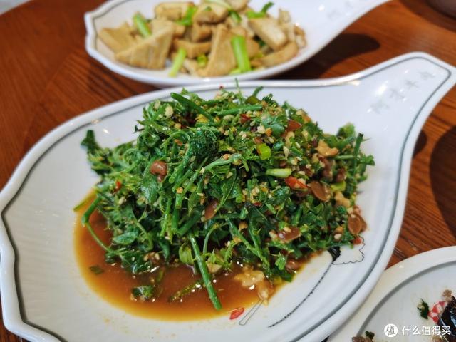 旅行就要邊走邊吃：舌尖上的昆明，盤點我在昆明吃到的各種美食