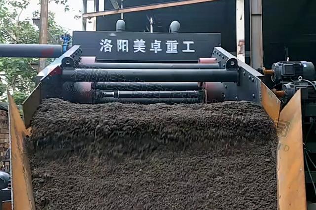 洛阳螺旋洗砂机视频_6米螺旋式洗砂机视频
