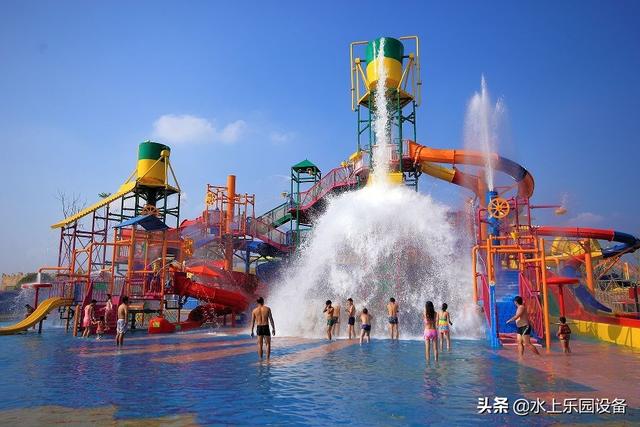 長隆水上樂園遊玩項目獲得水上遊樂設備獎的超級大喇叭滑梯