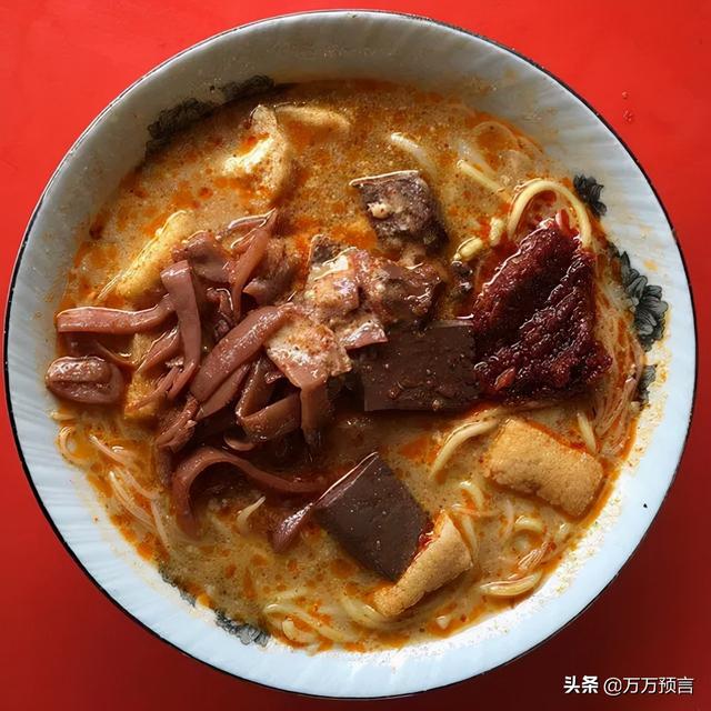 這個華人管理的馬來西亞城市，熟悉的道地美食