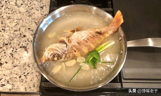 人到中老年：若条件允许，建议常吃这5种食物，比吃保健品强多了