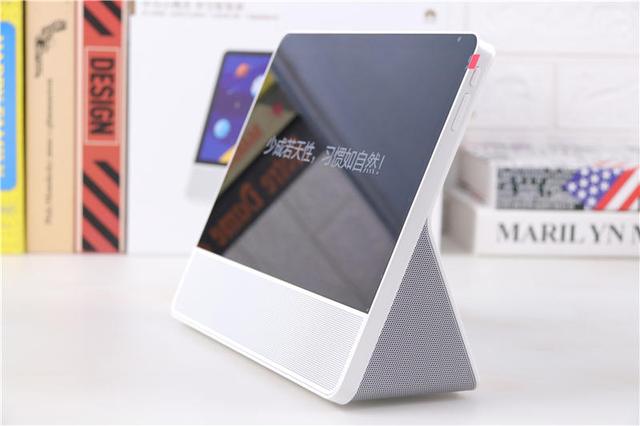 华为首款小精灵学习智慧屏体验，搭载鸿蒙系统，专为孩子打造