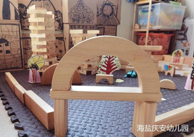 诺亚舟庆安宜家花城幼儿园中二班 · 巧思“慧”创“境”遇美好