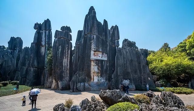 郑州新增3例确诊/郑州发布71号、72号通告/今日郑州8城区全员核酸/郑州调整航空港区部分区域防控管理
