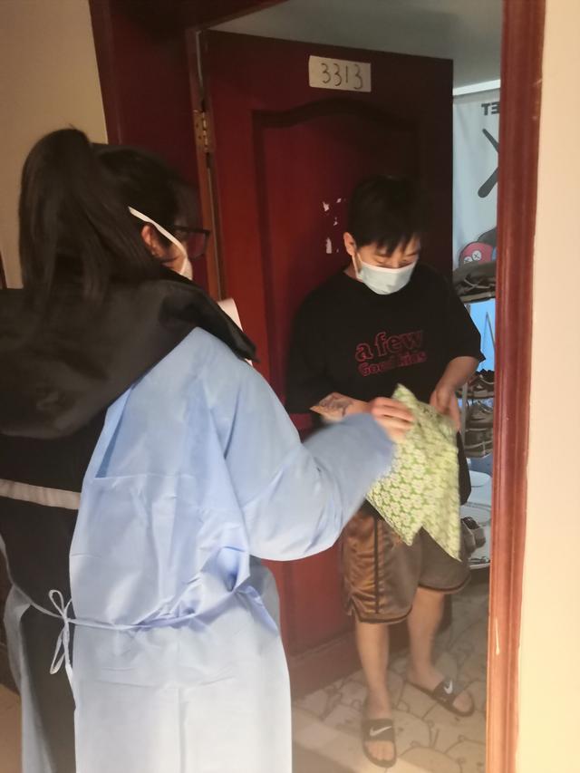解封后，除了礼物，他们还收到了这些…
