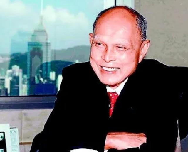 长津湖战役胜利的背后，还有一人我们不能忘，他就是香港的霍英东
