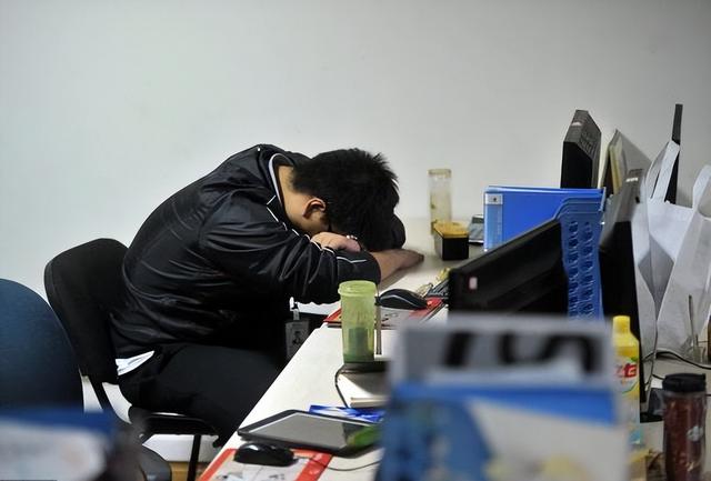 对“996”说不！多地开始大力整治“超时加班”，国家也出手了