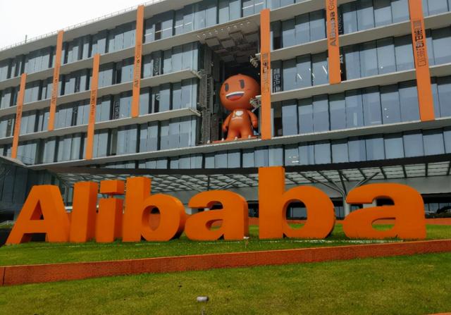 腾讯和阿里背后最大股东是谁？小米、京东最大老板又是谁？望周知