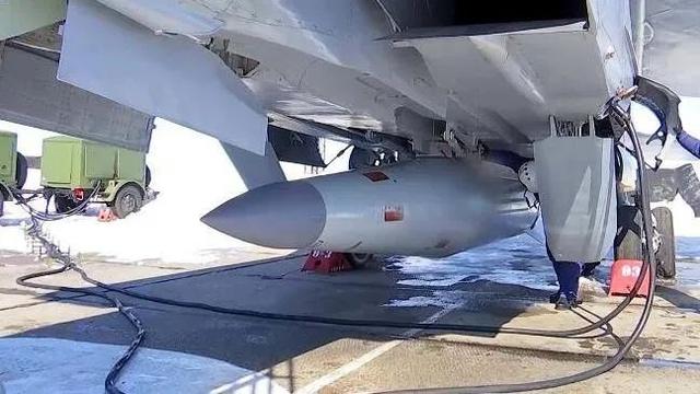 仅一小时乌克兰海空军就被重创，现代战争节奏有多快？