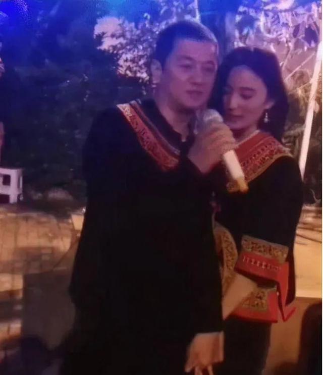 wenno:李亚鹏官宣再婚生子，王菲这波惨败？别天真了