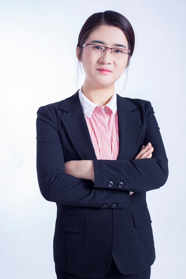 全国人大代表鲁曼：允许并鼓励城市离退休人员返乡养老助力乡村振兴