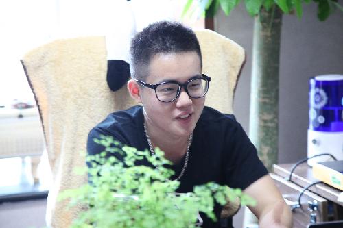 90后湖南小伙，北大硕士，毕业后开米粉店，如今身家5亿，凭啥？