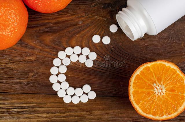维生素C吃错是“毒药”！这几种情况慎用