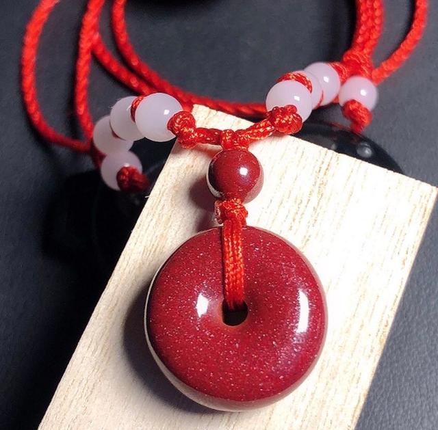 朱砂是什么东西做成的(真正的朱砂多少钱一克) - 吉谋号