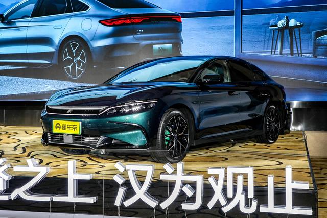更推荐买中低配版本，比亚迪汉DM-i、DM-p、EV车型导购