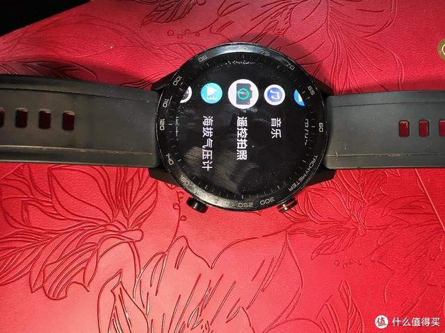 荣耀magicwatch2使用两年体验，荣耀真的比得上老大哥华为么？
