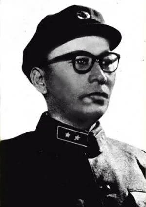 1972年，张国华突然病逝，四川省委书记空缺，周总理推荐了谁？