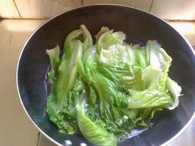 年龄大了要管住嘴，少吃3样，多吃2样，别不当回事，要懂得忌口