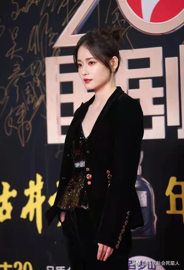 �й�Ů���ǵ���Χ��Ƭ(���º�̺���ͣ�ë��ͮ���繫��������Ծ����Ź��أ���������ʮ��)