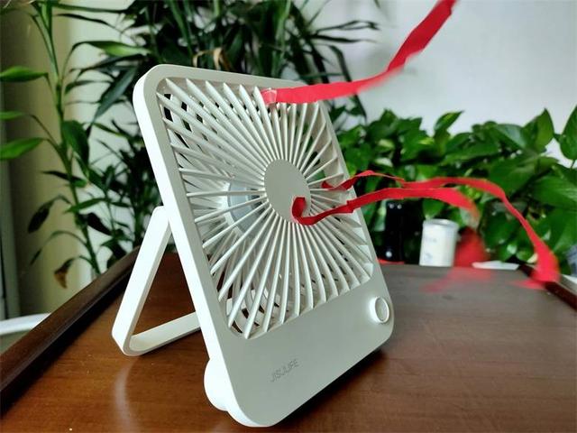 几素轻薄桌面扇，夏日里的一抹清凉