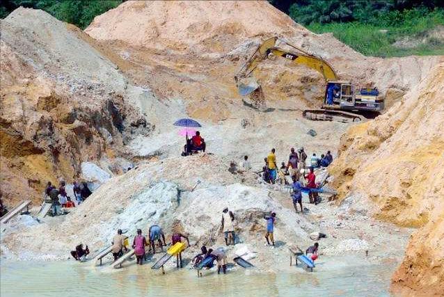 上林人的非洲淘金之旅：有人3年时间攒下亿万家财，有人客死他乡