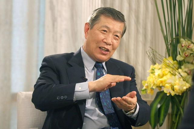 江苏女人，活到106岁，守寡54年，把13个孩子都培养成博士，凭啥