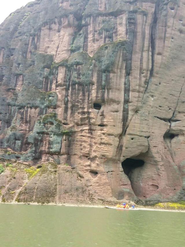 一個讓人流連忘返的旅行度假聖地——龍虎山