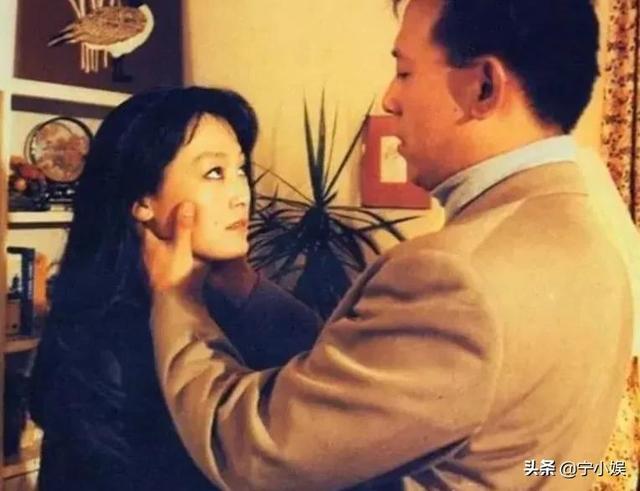 这6位娱圈演艺人员，凭什么能参加两会、被称“文艺工作者”