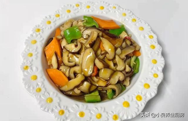 冬天，吃莲藕不如吃这菜，简单易学，清爽可口，孩子喜欢吃