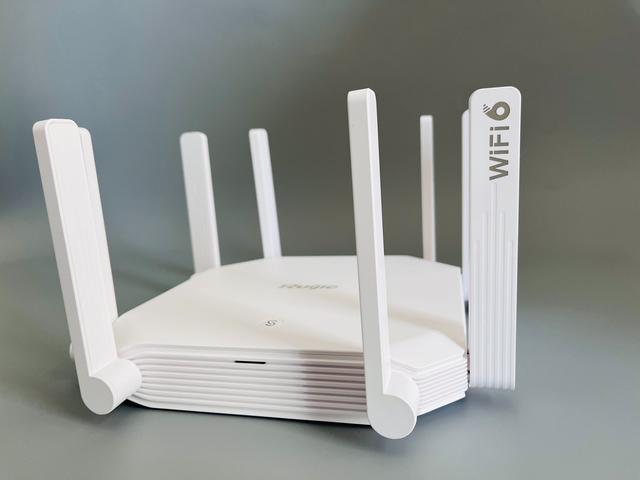 入门价格硬核实力，锐捷大白体验：免配置的WiFi6路由器