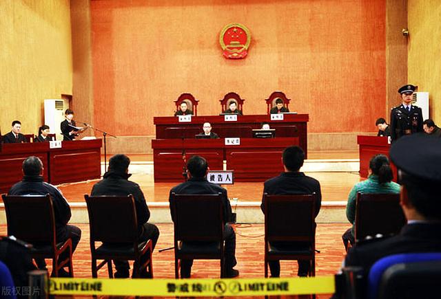 两会为何强调要严厉打击、严惩不贷拐卖妇女儿童的犯罪行为？
