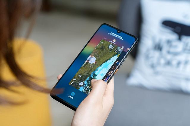 为什么手机会越用越卡？是厂商在背后搞鬼吗？