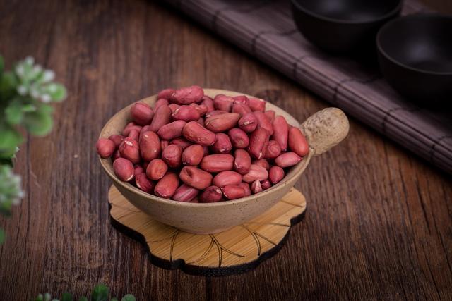 晚上肚子饿，不想长胖，又能填饱肚子，除了泡面还能吃什么？