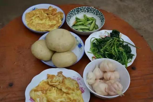 妈，想你了，你在天堂还好吗？清明节缅怀母亲