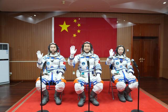 神舟十三号返航倒计时，东风着陆场20000km²，如何搜寻航天员？