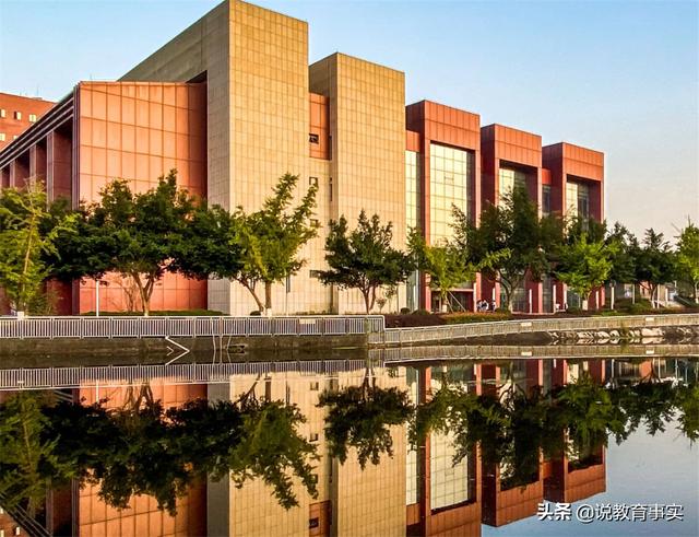 中山大学被骂惨了！37名400分以上考生被刷，网友直言内卷太严重