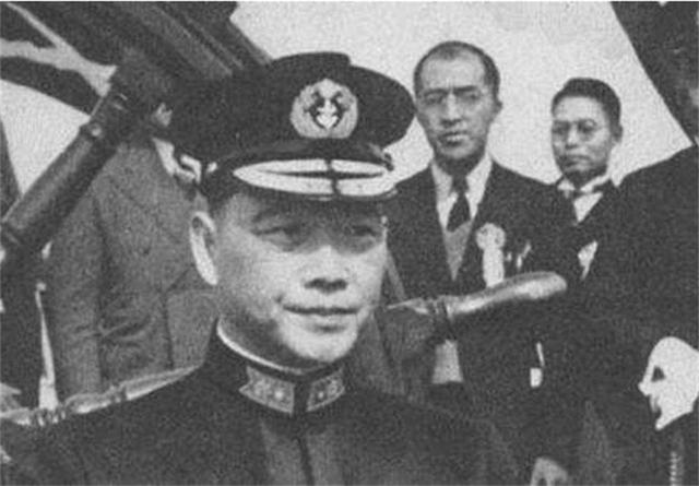 1946年老蒋下令炸开汪精卫墓，开棺后发现尸体完好，口袋有张纸条