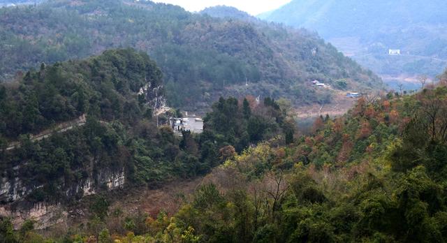 貴州金沙，踏紅軍足迹，觀古道山水，進溶洞探險