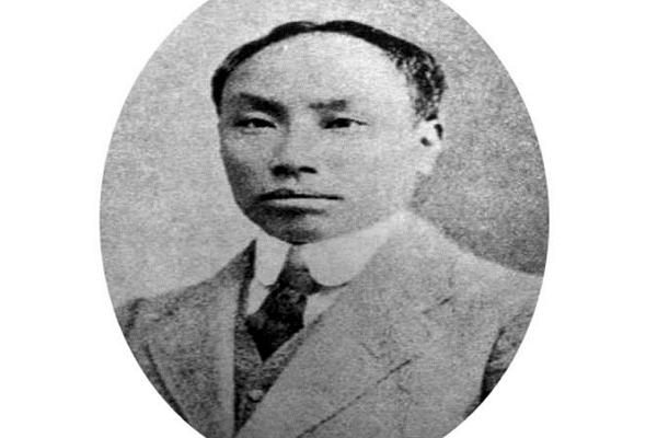 南陈北李搭桥梁，中共建党牵线人，竟被当作“叛逃者”