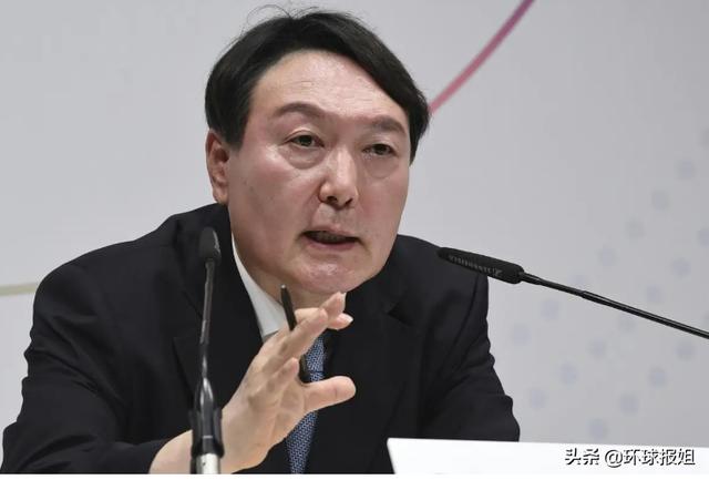 一波三折！韩国总统交接会晤确定了，背后是两个政党在做激烈博弈