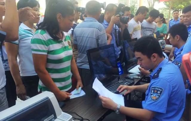 电摩考驾照就算了，还要收“培训费”，车主无奈：半辆车的钱没了