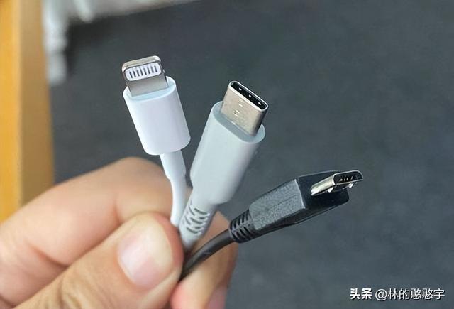 苹果将在2023年下半年放弃专有Lightning接口
