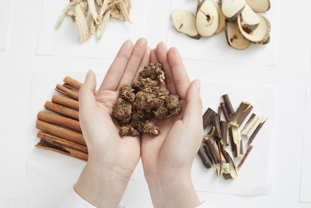 香砂六君丸解决脾胃5大问题，尤其适合脾虚痰湿者！相当厉害