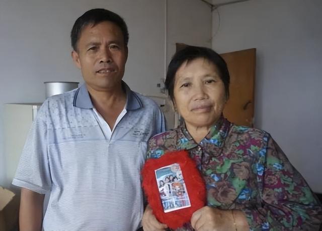 湖南继父，靠种地养活全家9口人，还供3个继女，读名校硕士博士