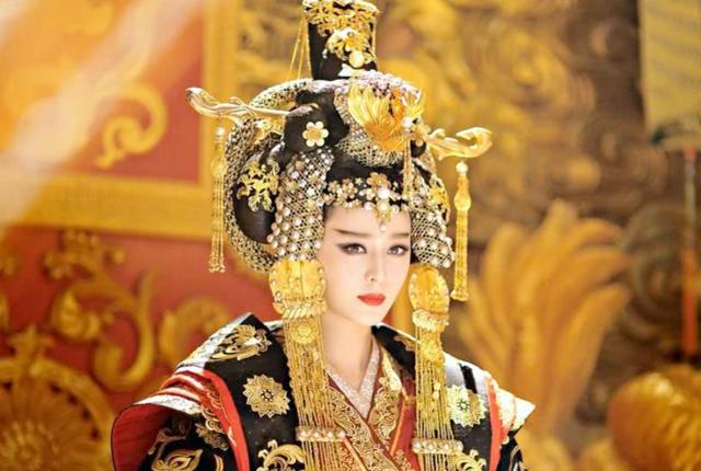 武则天的自我营销：登基称帝三部曲