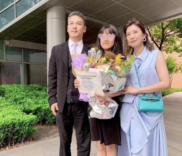 贾静雯是混血儿吗（贾静雯的惊艳写真）