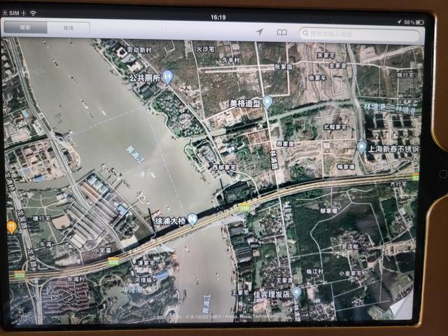 了不起的ipad第一代！直接能看谷歌地图